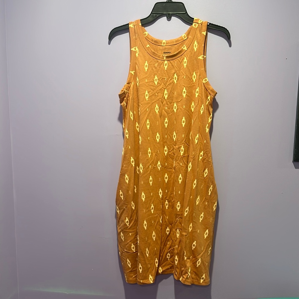 Women’s dress
